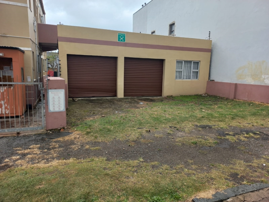 13 Bedroom Property for Sale in Quigney Eastern Cape